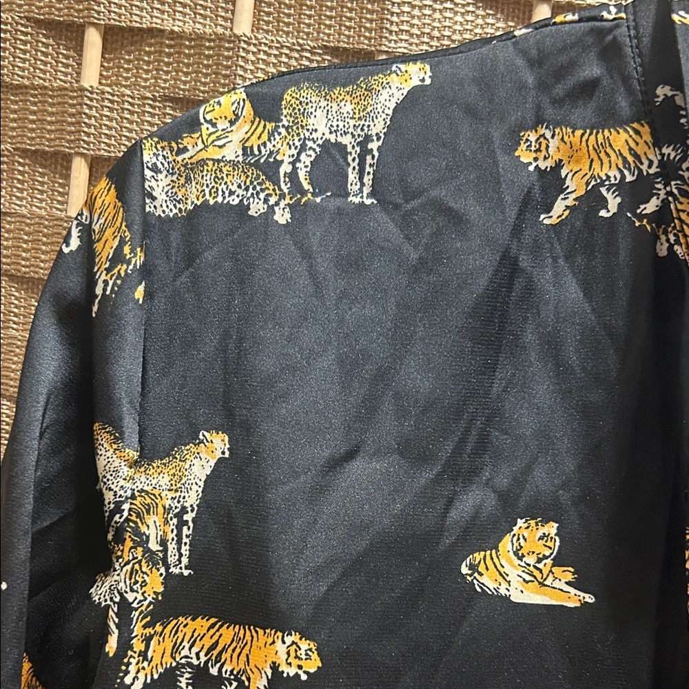Milk & Honey s Black Tiger Print Button-Up Shirt - Picture 4 of 6